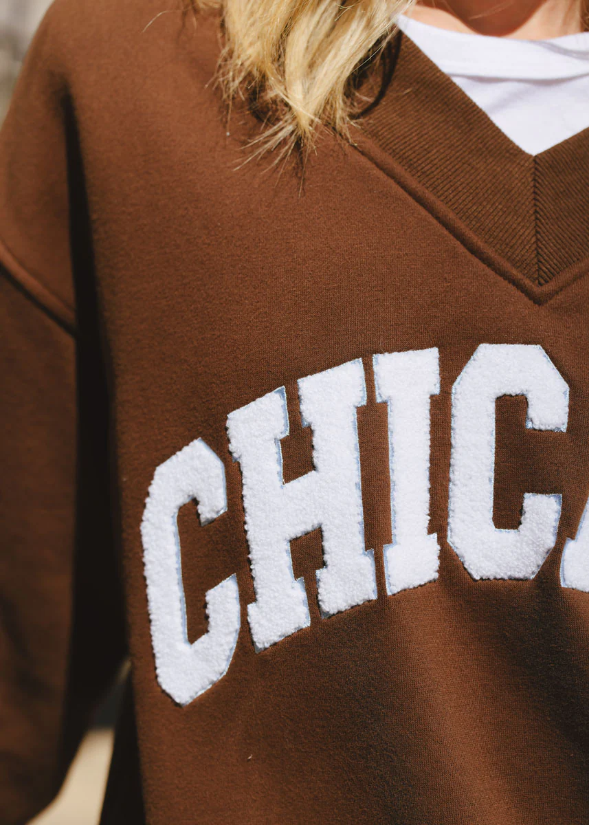 Chicago Boucle V-Neck Sweatshirt - Espresso - Image 3