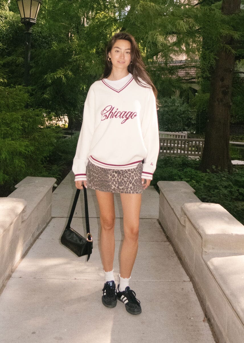 Chicago Collegiate V-Neck Sweater - Cream/Maroon - Image 5