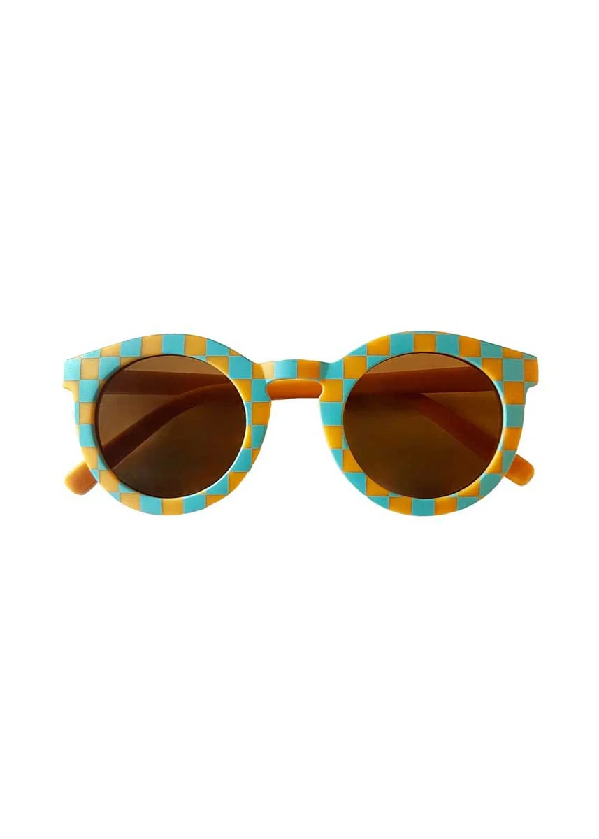 Kids Retro Groovy Sunglasses - Image 3