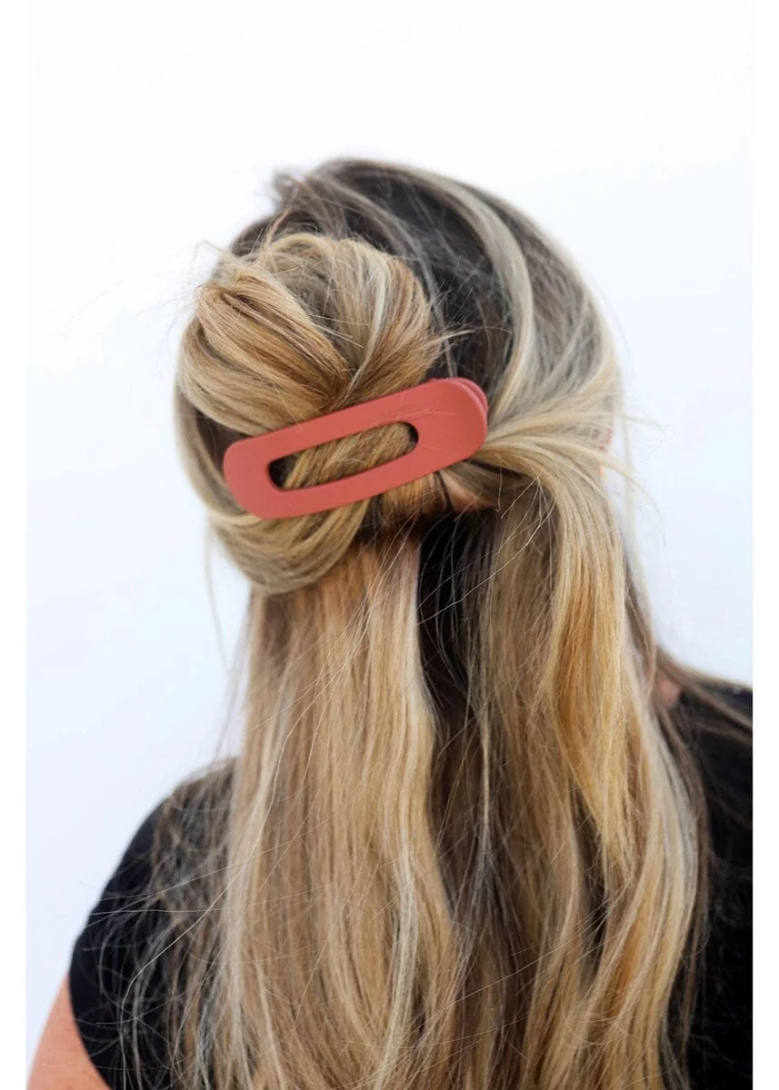 Lay Down Claw Clip - Image 12