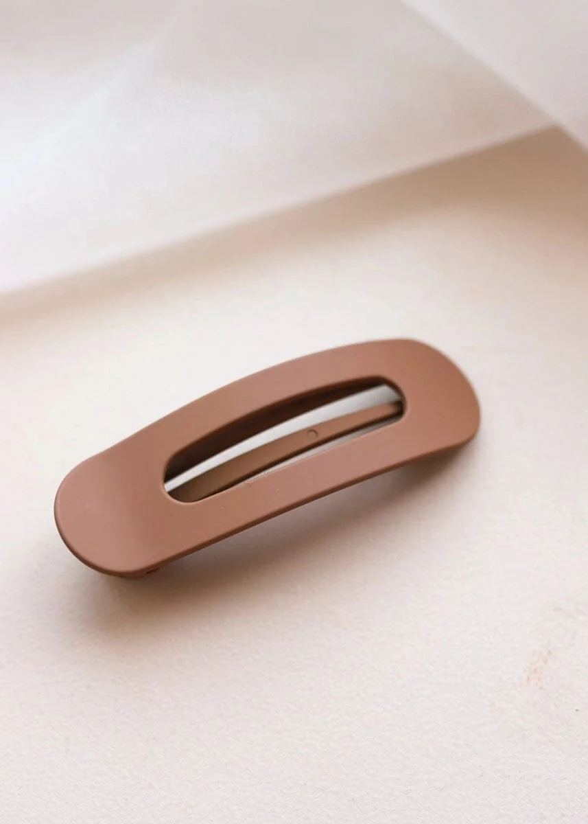 Lay Down Claw Clip - Image 3