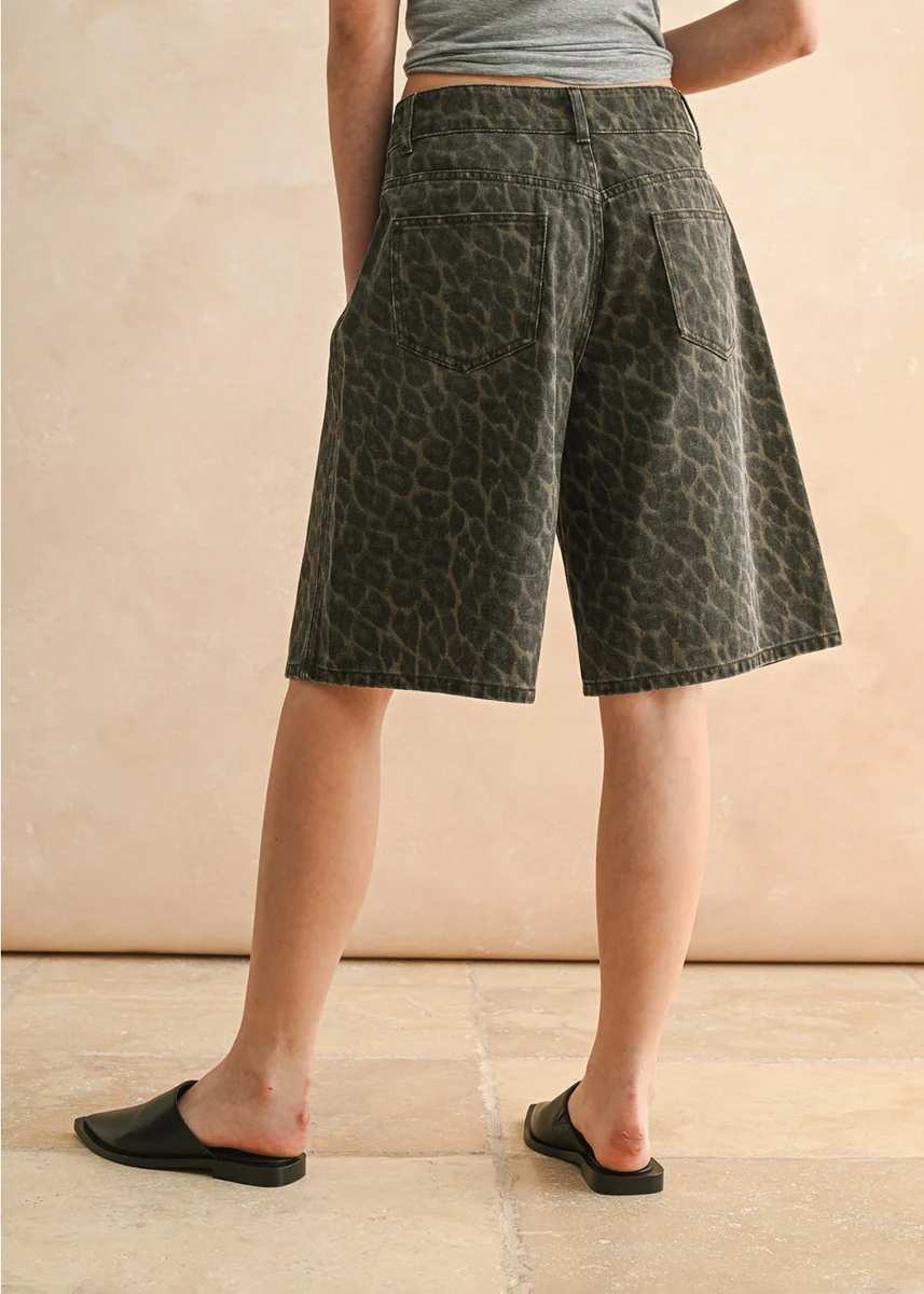 Loretta Denim Bermuda Shorts - Leopard - Image 3