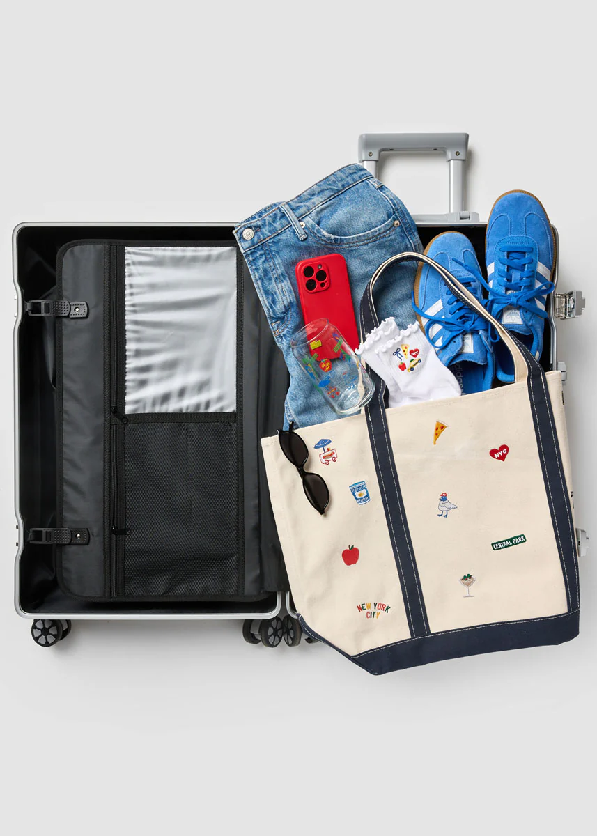 New York City Icons Tote - Image 5