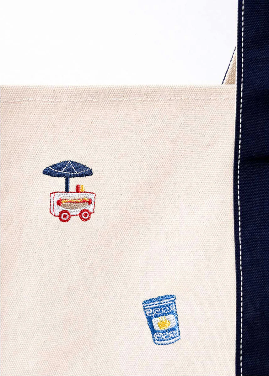 New York City Icons Tote - Image 7