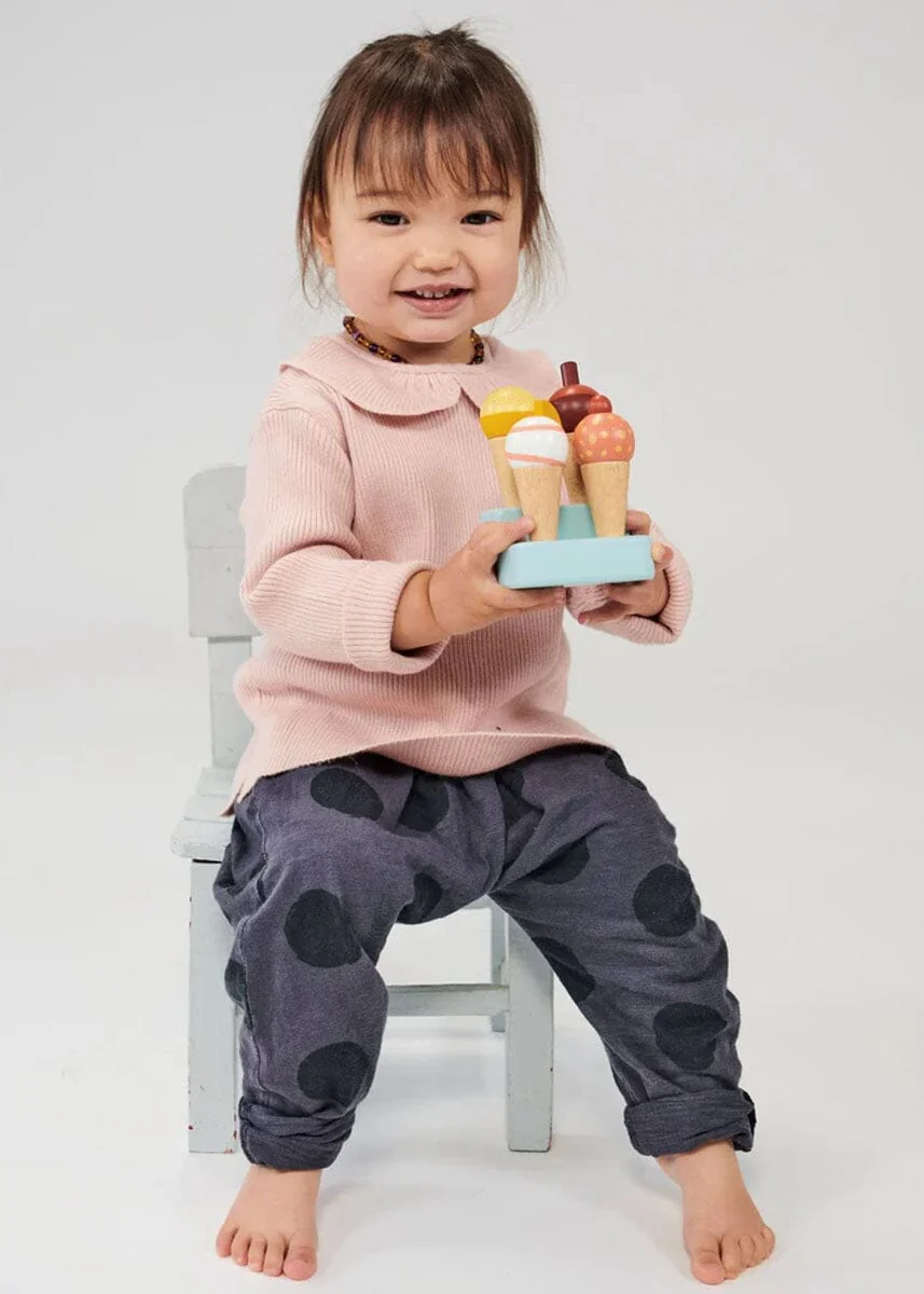 Sunny Gelato Stand - Image 3